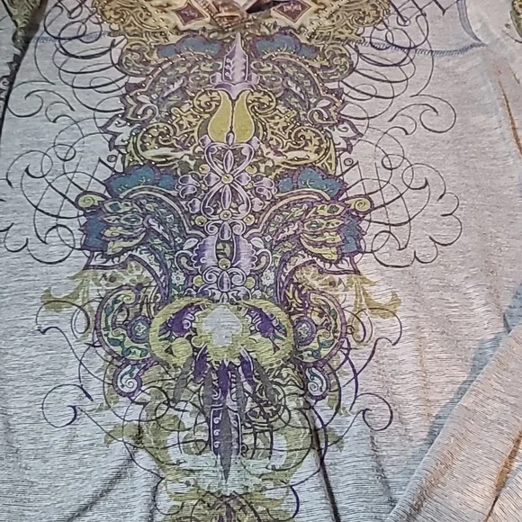 Women's top - Picture 2 of 6